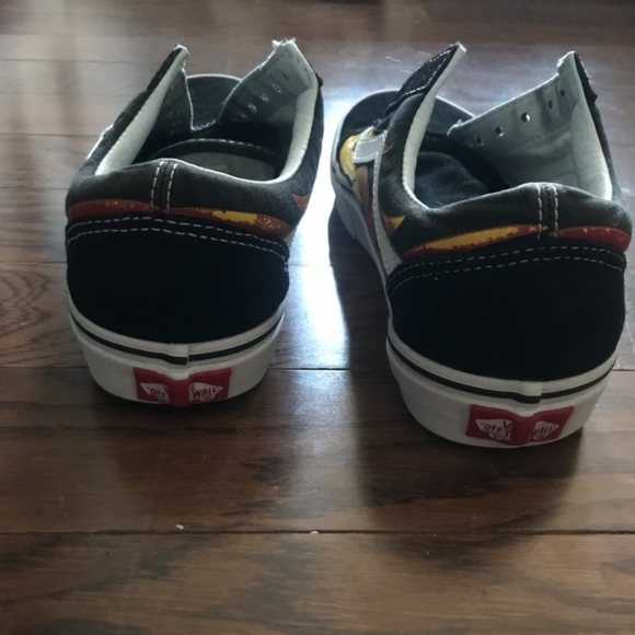 Vans - Picture 4 of 4